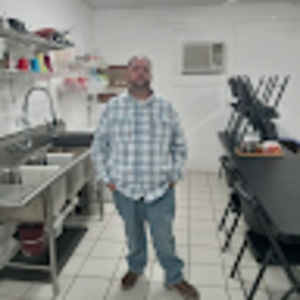 Meet your Posher, Thomas